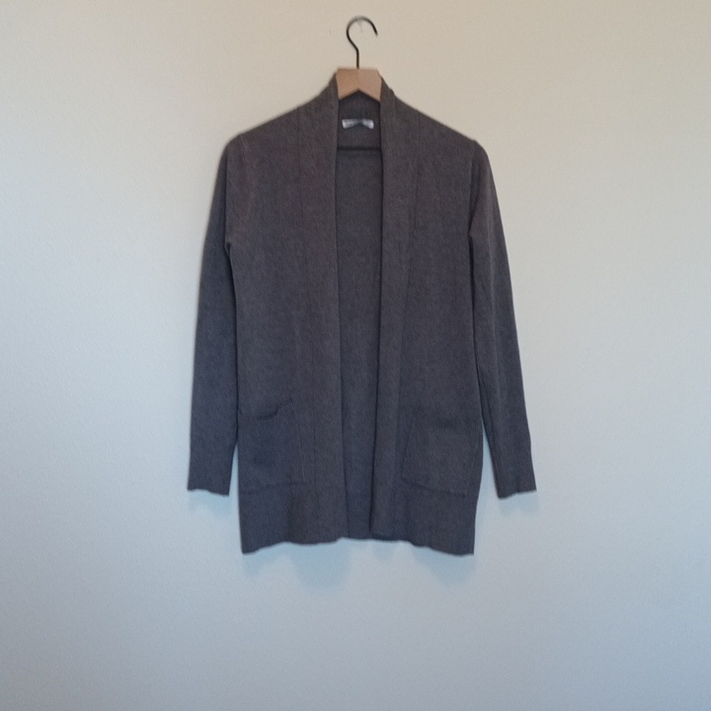 Pink clover company open front cardigan gray front pockets super soft size small